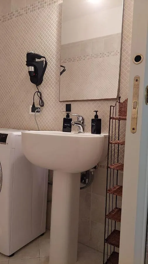 Apartment Casa Vacanze I Leoni Empoli Italy